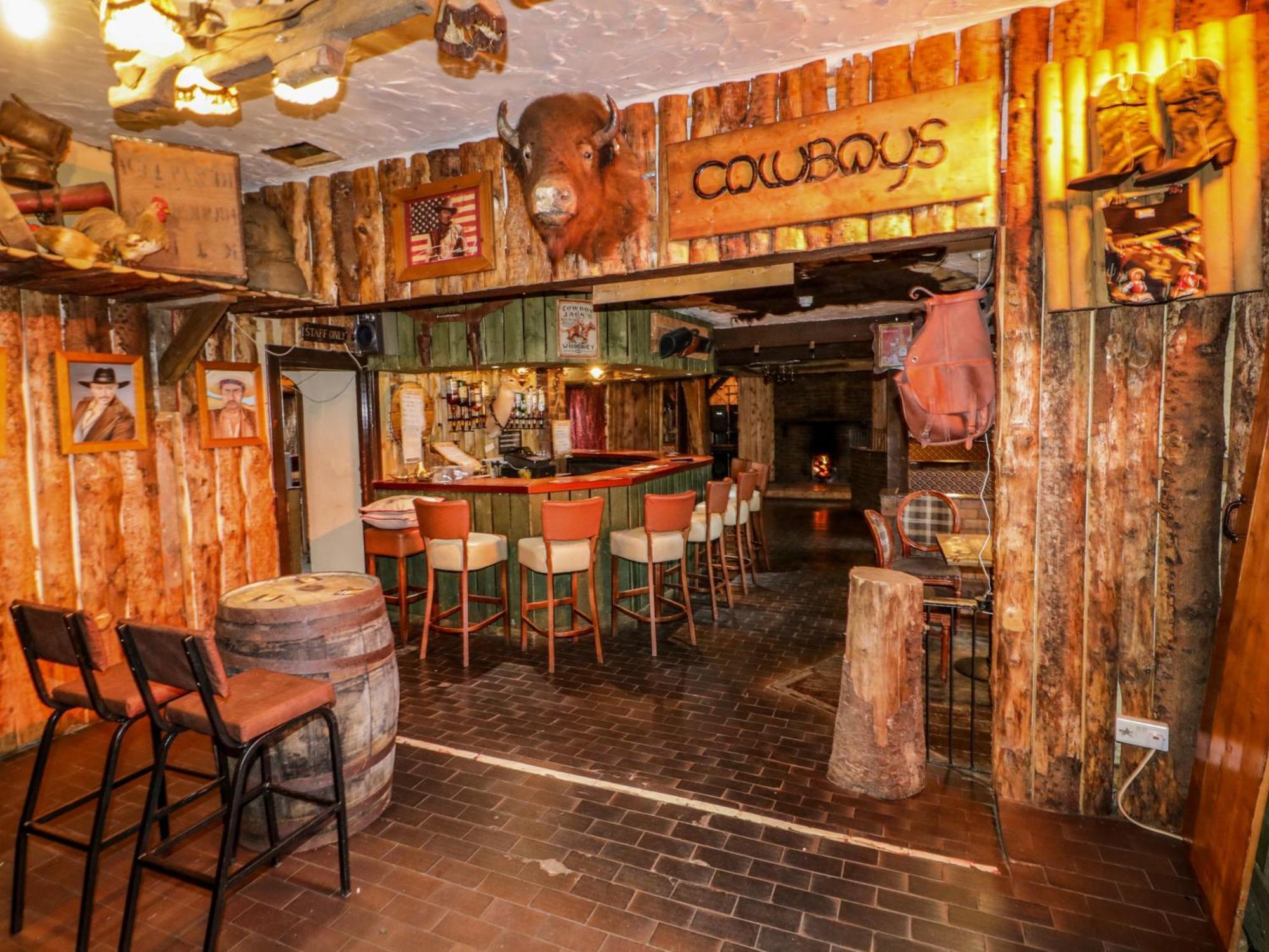 Apache Falls Lodge Limavady Extérieur photo